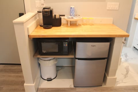 Coffee bar with countertop for storage