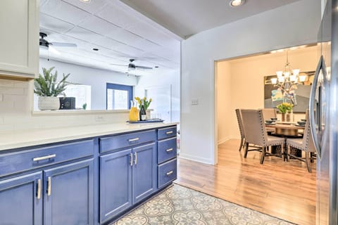 Kitchen | Trash Bags & Paper Towels