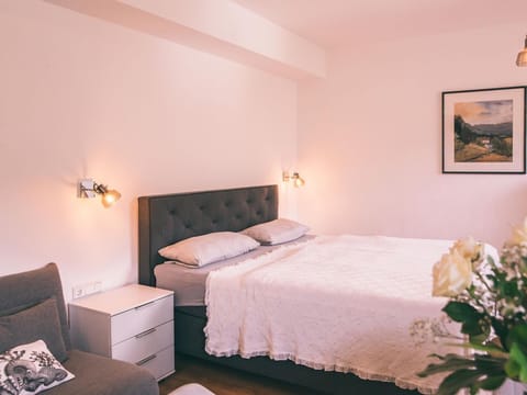 Appartement 35m2, Dusche, Bad, WC, - Nefer, Haus Apartment in Bad Hofgastein