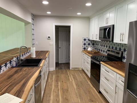 Kitchen with everything you need