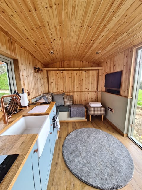 Kitchen/living room