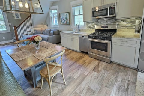 Fully updated kitchen