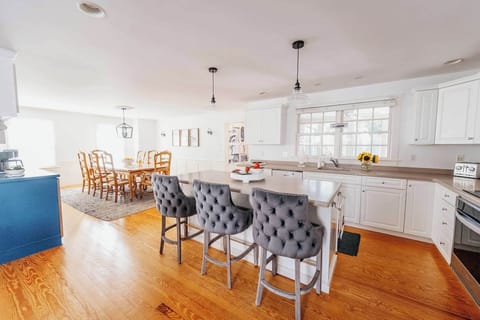 6 Nantucket Vacation Rental Home Kitchen 2