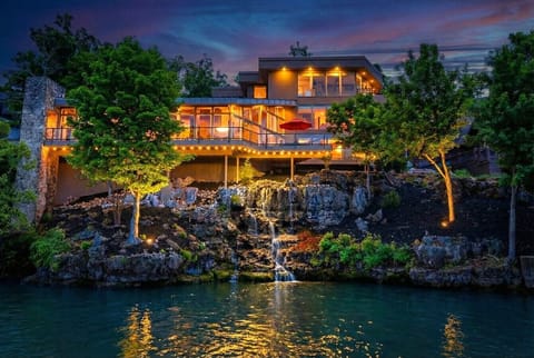 A one-of-a-kind luxury retreat perched on natural cliffs with panoramic water views.