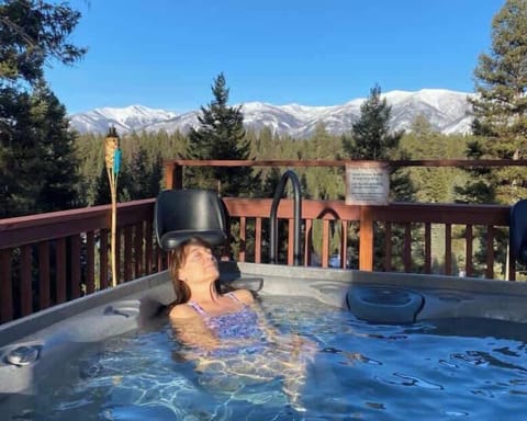 Relax and enjoy the hot tub after a day of adventure with a breathtaking view of the Swan mountains. (Temporarily unavailable)