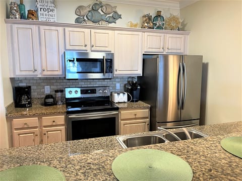 Upgraded kitchen with all stainless steel appliances