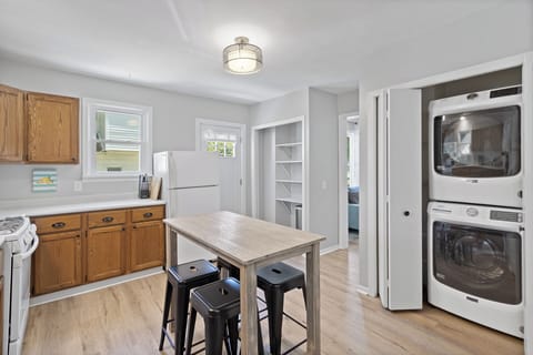 607 Franklin Street-4