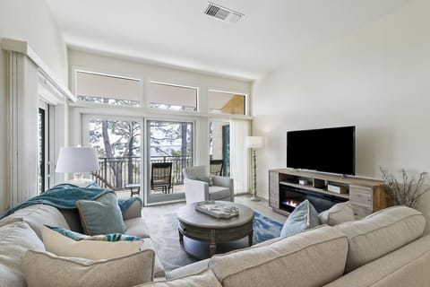 Great Room | 1838 Beachside Tennis - Great Room | 1838 Beachside Tennis