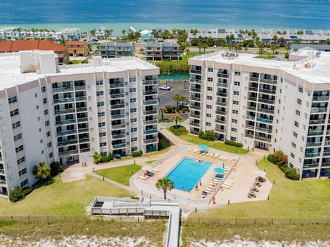 Welcome to Regency Towers in Pensacola Beach