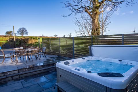 The Beacon - 3 Bedroom Cottage - Ludchurch - Narberth (24568)