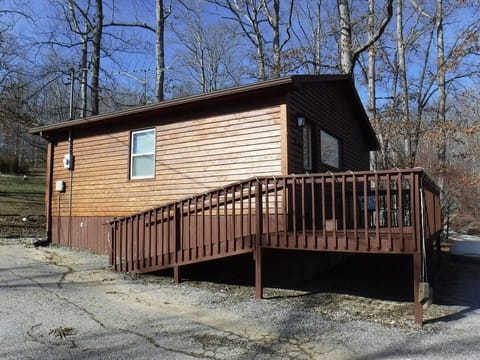 Cabin #23 One Bedroom Cozy