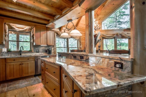 Luxurious and fully functional kitchen