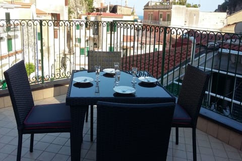 Outdoor table and chairs
