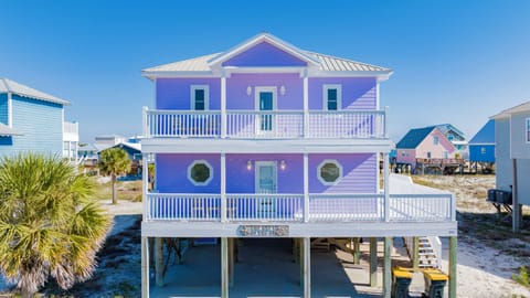 Welcoem to Coastal Caboose!
