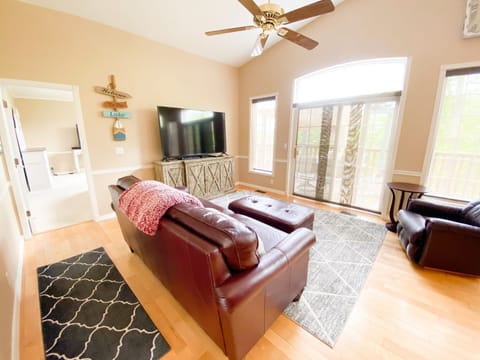 Main level living room