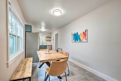 Dining Room | 6-Person Dining Table