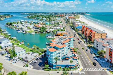 Aerial view of Penthouse Mad Beach