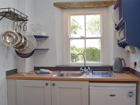 Kitchen | Gamekeepers Cottage, Newchapel, near Cardigan