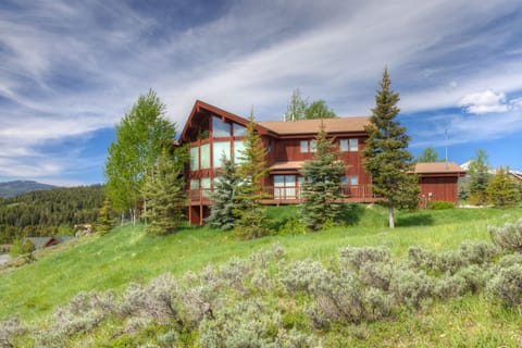 Look at those gorgeous windows. They're even better inside! | Exterior