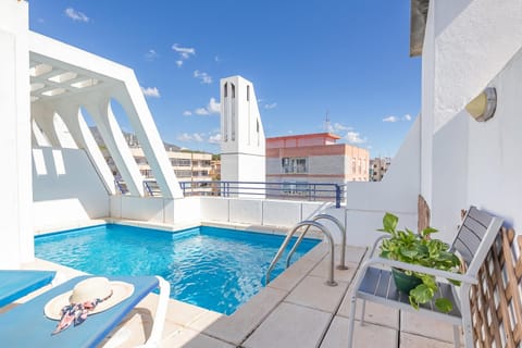 Private Pool