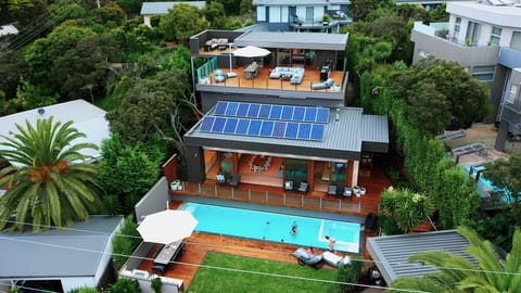 Trelawney Beach House, Blairgowrie (1)