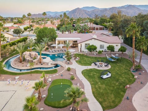 Welcome to Casa Mara! A true desert oasis.