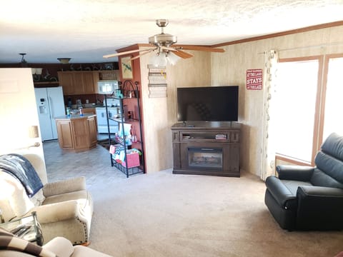 New Samsung 50"  Dish TV DVD Player. Fireplace with heat or not remote control.