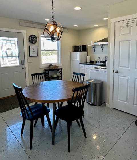 Kitchen and front door. 