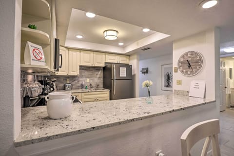 Kitchen | Fully Equipped