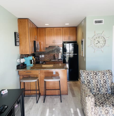 More kitchen….😎