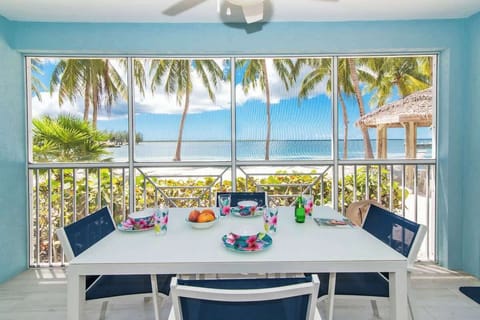 Kaibo Hacienda B-5 - Lanai with tables and chairs