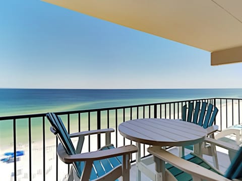 Welcome to Ocean Breeze West #806