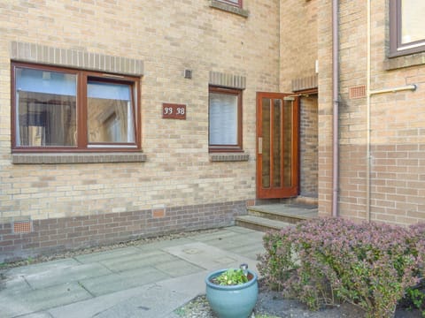 Exterior | Little Gem, Kirkcaldy