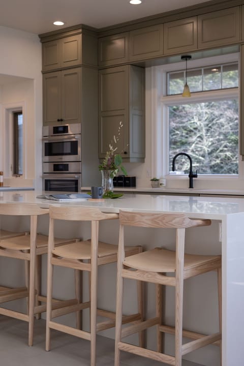 Large open kitchen that is fully stocked