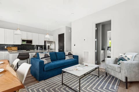 Two Separate Living Spaces (One in each Unit)