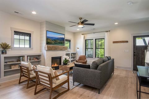 Living Room with Gas Fireplace
