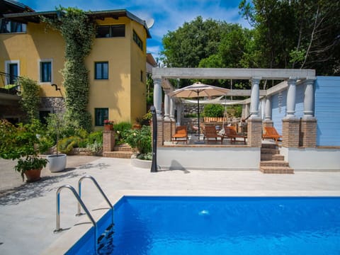Blue, Residential Area, Swimming Pool, Home, Eco Hotel, Resort, Shade, Estate, Flowerpot