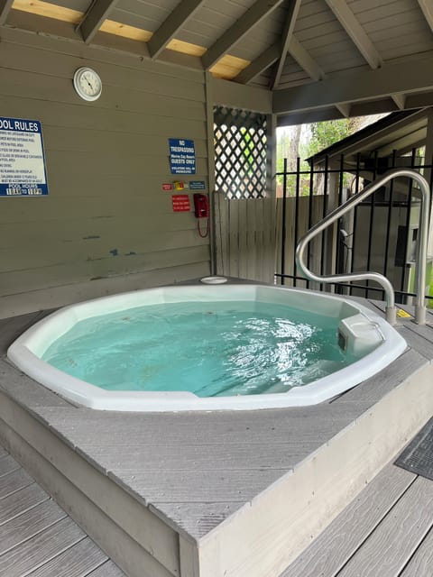 Hot tub in courtyard