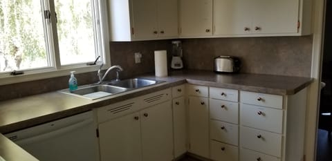 Spacious kitchen with everything you need.