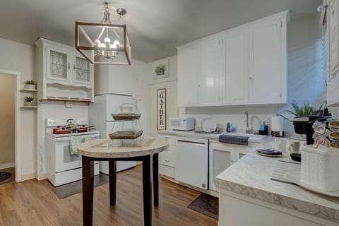 Open and bright, the kitchen provides everything you'll need to whip up a tasty meal. #stayrenostonehouse