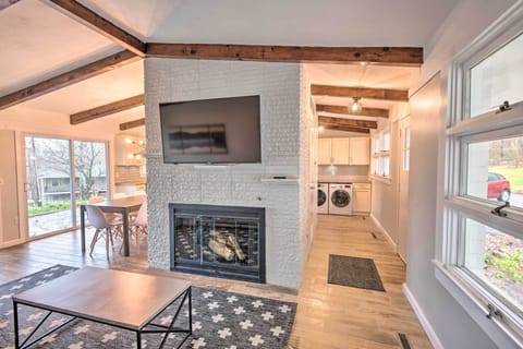 Living Room | Sleeper Sofa