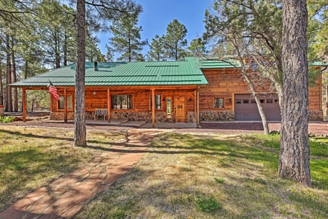Pinetop-Lakeside Vacation Rental Cabin | 3BR | 3.5BA | 2,803 Sq Ft