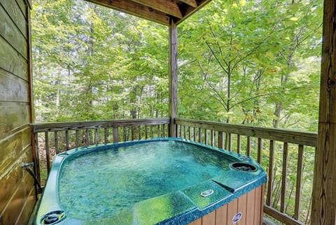 1064ayvnaSgWUK-20230324125252