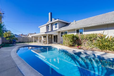 Fenced-in In-ground Pool