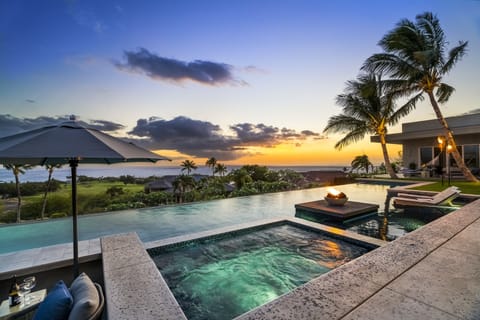 The Jacuzzi spa, set in the full-length infinity edge pool, is the perfect spot for a sunset cocktail