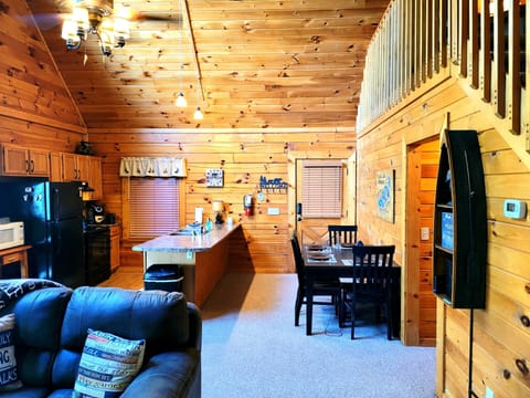 Open floor plan. You can cook in the kitchen and still be apart of everything.