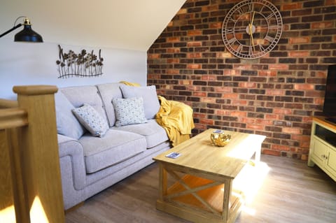 Living Room / Lounge