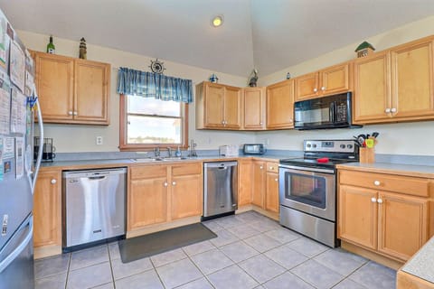 Whip up something delicious in the Kitchen with modern amenities for the whole family to enjoy.