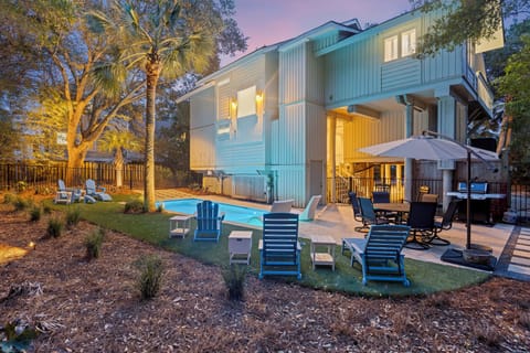 Welcome to 31 Beachwood West!