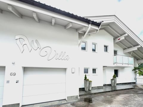 Au Villa - Au Villa - Exklusives Ferienhaus im Grünen House in Salzburgerland